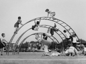 wolff-werner-children-playing-on-a-playground